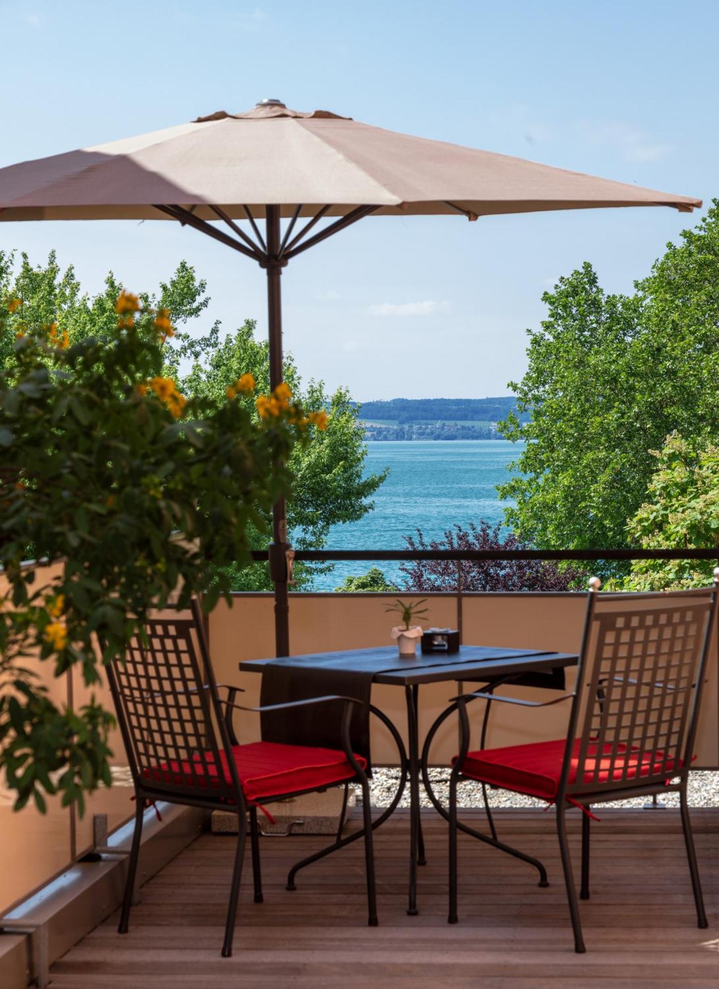 Romantik Hotel Residenz am See Meersburg Bagian luar foto